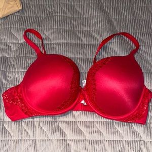 Victoria Secret Pushup Bra